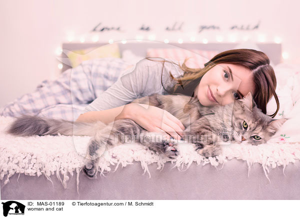 Frau und Katze / woman and cat / MAS-01189