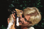 woman with kitten