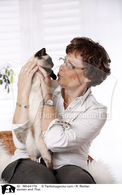 Frau und Thai / woman and Thai / RR-64178