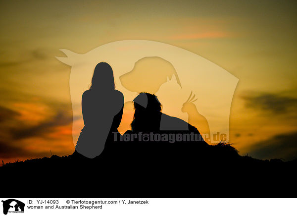 Frau und Australian Shepherd / woman and Australian Shepherd / YJ-14093