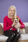 Nina Bauer with Beagle