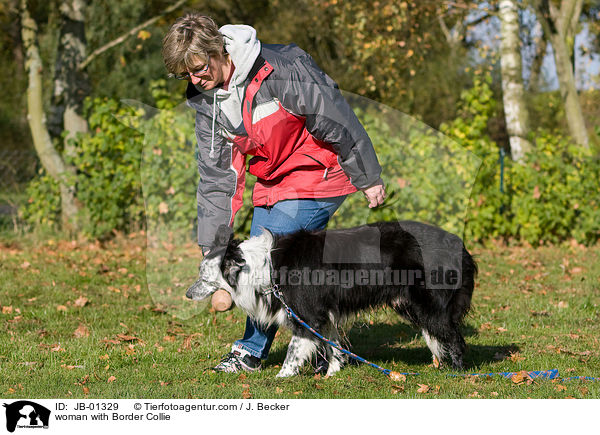 Frau mit Border Collie / woman with Border Collie / JB-01329