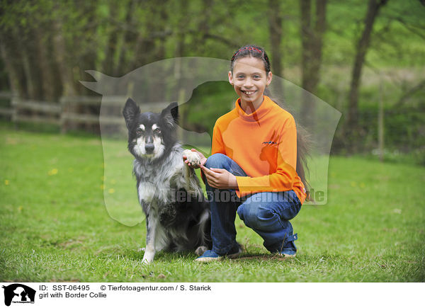 Mdchen mit Border Collie / girl with Border Collie / SST-06495