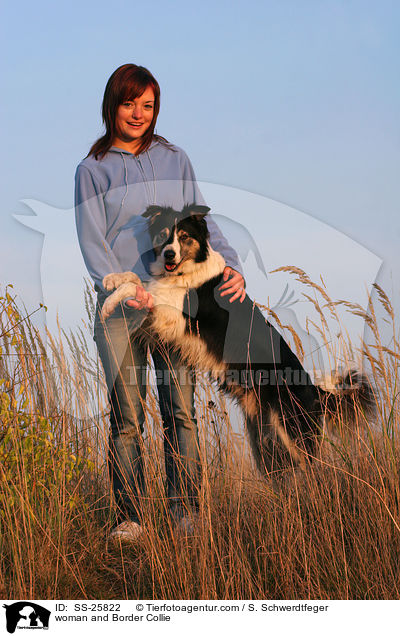 woman and Border Collie / SS-25822