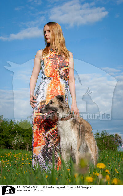 Frau und Barsoi / woman and Borzoi / MW-09160