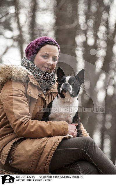 Frau und Boston Terrier / woman and Boston Terrier / AP-13260