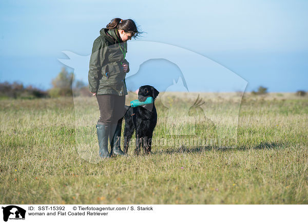 woman and Flat Coated Retriever / SST-15392