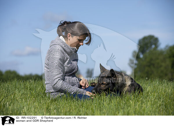 woman and GDR Shepherd / RR-102291