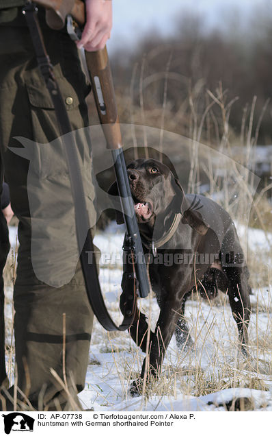 Jger mit Deutsch Kurzhaar / huntsman with German shorthaired Pointer / AP-07738