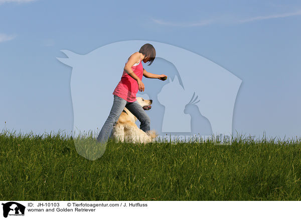 Frau und Golden Retriever / woman and Golden Retriever / JH-10103