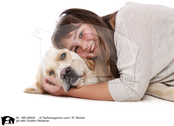 Mdchen mit Golden Retriever / girl with Golden Retriever / RR-38609
