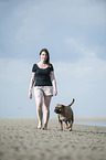 woman and Olde English Bulldog