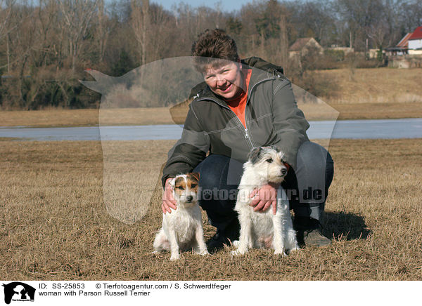 woman with Parson Russell Terrier / SS-25853