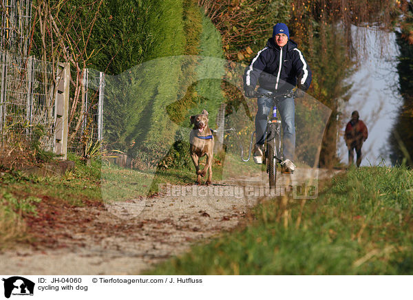 Radfahren mit Hund / cycling with dog / JH-04060