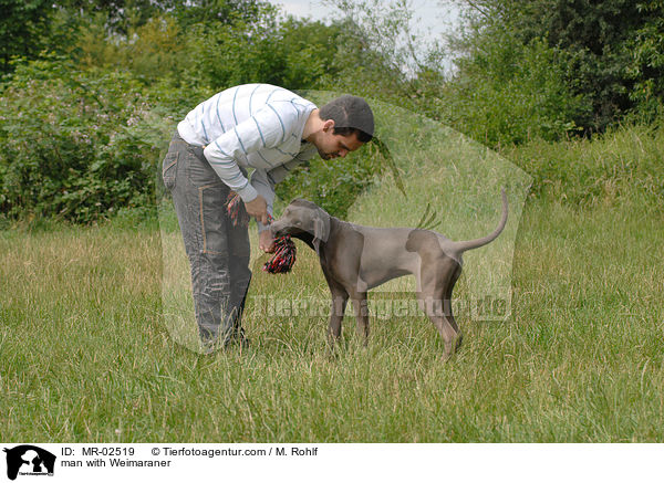 Mann mit Weimaraner / man with Weimaraner / MR-02519