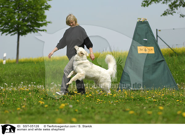 woman and white swiss shepherd / SST-05128
