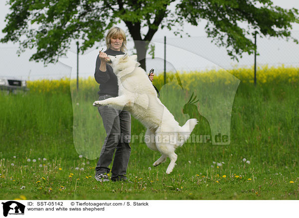 woman and white swiss shepherd / SST-05142