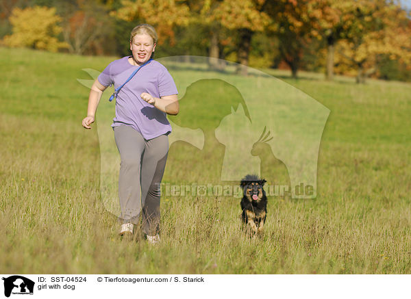 girl with dog / SST-04524
