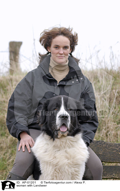 woman with Landseer / AP-01201