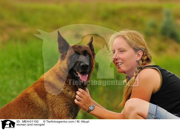 Frau und Mischling / woman and mongrel / MEH-01192