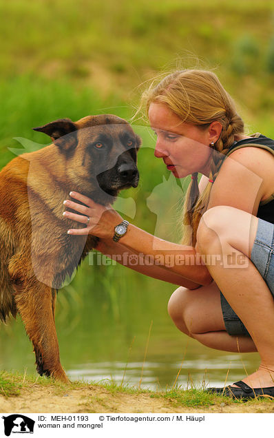 Frau und Mischling / woman and mongrel / MEH-01193