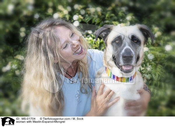 Frau mit Mastin-Espanol-Mischling / woman with Mastin-Espanol-Mongrel / MS-01704