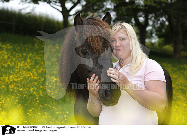 Frau und Aegidienberger / woman and Aegidienberger / RR-66369