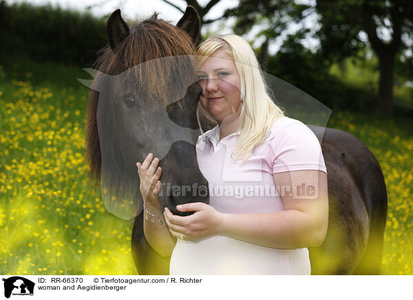 Frau und Aegidienberger / woman and Aegidienberger / RR-66370