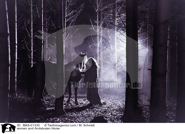 woman and Andalusian Horse / MAS-01330