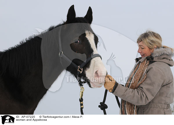 Frau und Appaloosa / woman and Appaloosa / AP-07220