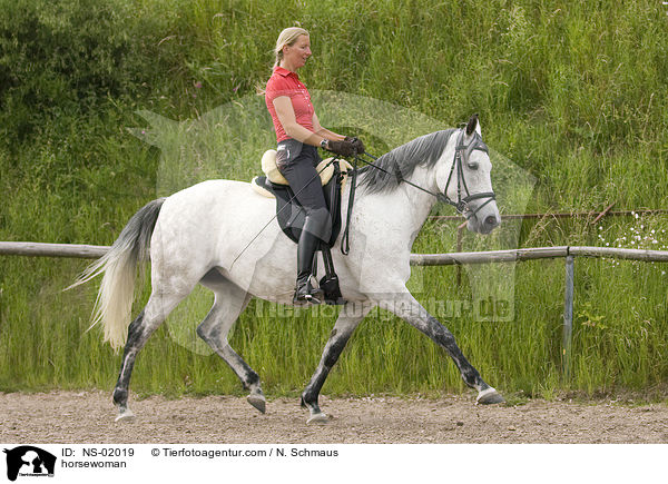 horsewoman / NS-02019