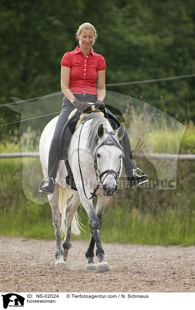horsewoman / NS-02024