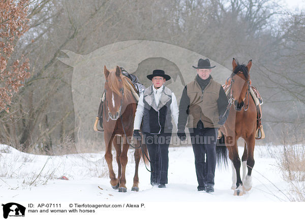 Mann und Frau mit Pferden / man and woman with horses / AP-07111