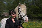 woman with Connemara-Pony