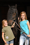 girls and Fellpony