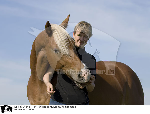 Frau und Freiberger / woman and horse / NS-01541