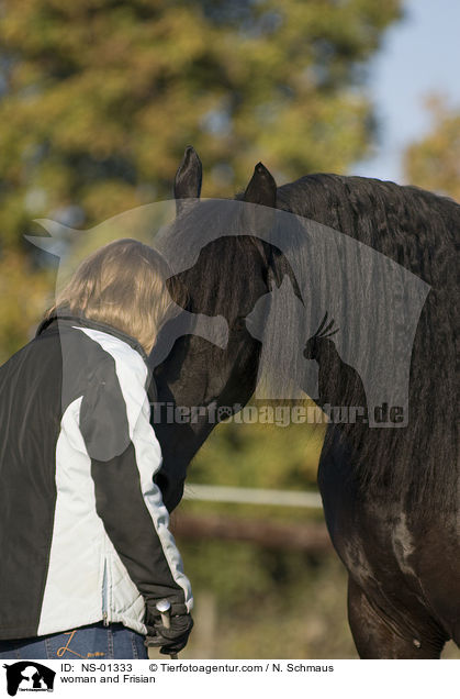 Frau mit Friese / woman and Frisian / NS-01333