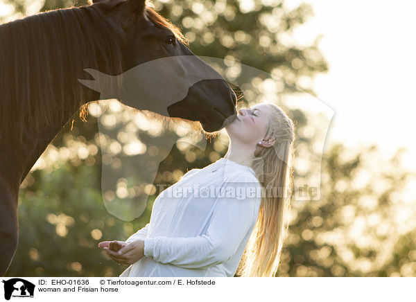Frau und Friese / woman and Frisian horse / EHO-01636