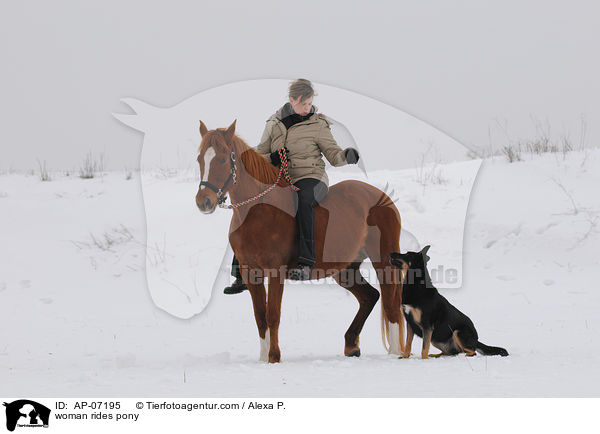 woman rides pony / AP-07195