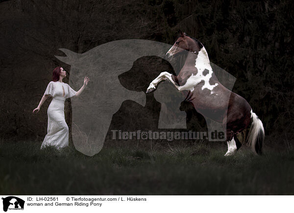 woman and German Riding Pony / LH-02561