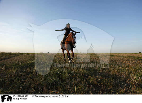 Reiterin / riding woman / RR-39572