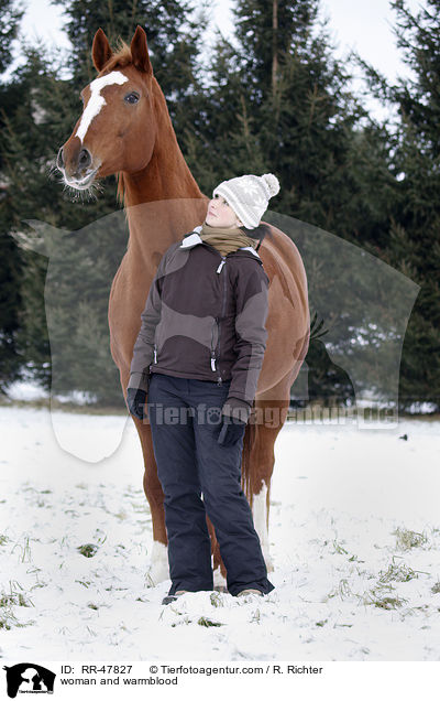 Frau mit Deutschem Sportpferd / woman and warmblood / RR-47827
