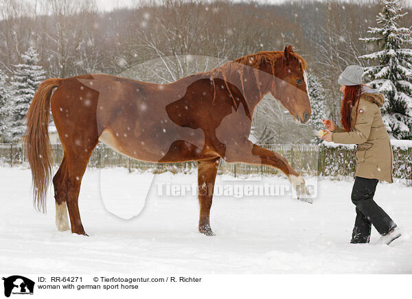 Frau mit Deutschem Sportpferd / woman with german sport horse / RR-64271