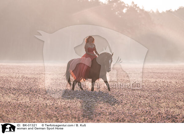Frau und Deutsches Sportpferd / woman and German Sport Horse / BK-01321