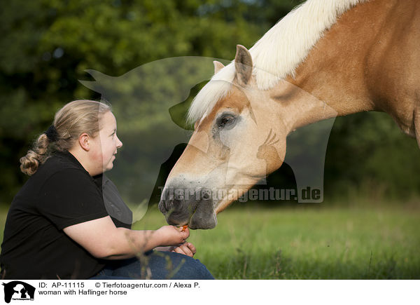 Frau mit Haflinger / woman with Haflinger horse / AP-11115