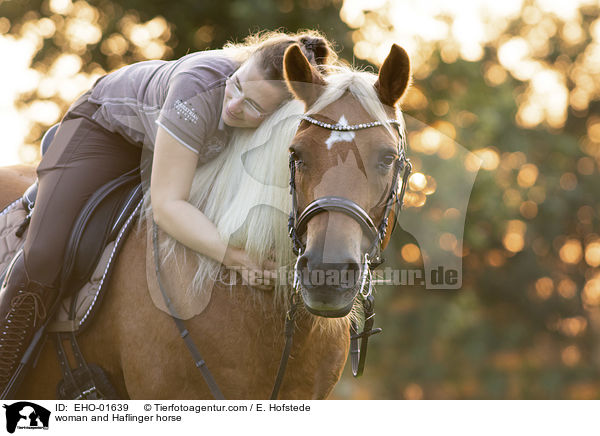 woman and Haflinger horse / EHO-01639