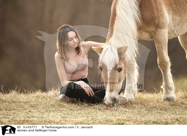 woman and Haflinger horse / VJ-03771