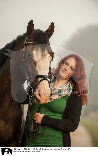 woman and Hanoverian / AP-11886