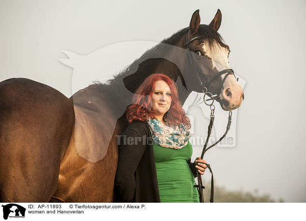 woman and Hanoverian / AP-11893