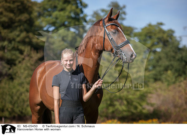 Hanoverian Horse with woman / NS-05450